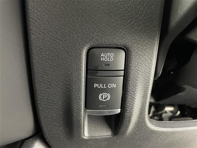 セレナ ｅ－パワー　ハイウェイスターＶ　登録済未使用車　１２．３型アドバンスドドライブアシストディスプレイ　統合型インターフェースディスプレイ　フリップダウンモニター　アラウンドビューモニター　プロパイロット　デジタルインナーミラー　ＥＴＣ（18枚目）