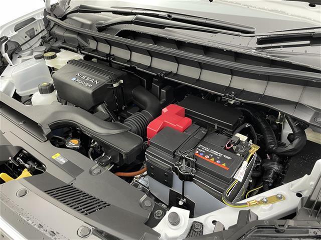 セレナ ｅ－パワー　ハイウェイスターＶ　登録済未使用車　１２．３型アドバンスドドライブアシストディスプレイ　統合型インターフェースディスプレイ　フリップダウンモニター　アラウンドビューモニター　プロパイロット　デジタルインナーミラー　ＥＴＣ（40枚目）