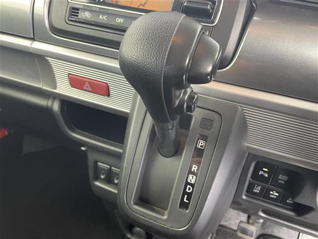 スペーシアギア ハイブリッドＸＺ　純正ナビ　アラウンドビューモニター　ヘッドアップディスプレイ　両側パワースライドドア　衝突被害軽減ブレーキ　レーンキープアシスト　オートマチックハイビーム　ＬＥＤヘッドライト　リアパーキングセンサー（18枚目）