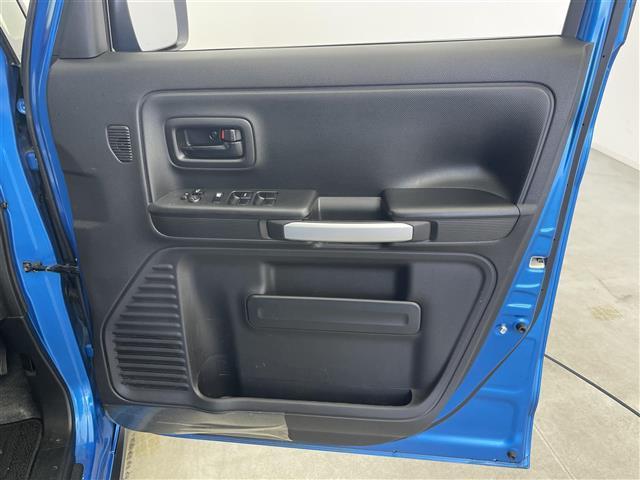 スペーシアギア ハイブリッドＸＺ　純正ナビ　アラウンドビューモニター　ヘッドアップディスプレイ　両側パワースライドドア　衝突被害軽減ブレーキ　レーンキープアシスト　オートマチックハイビーム　ＬＥＤヘッドライト　リアパーキングセンサー（22枚目）