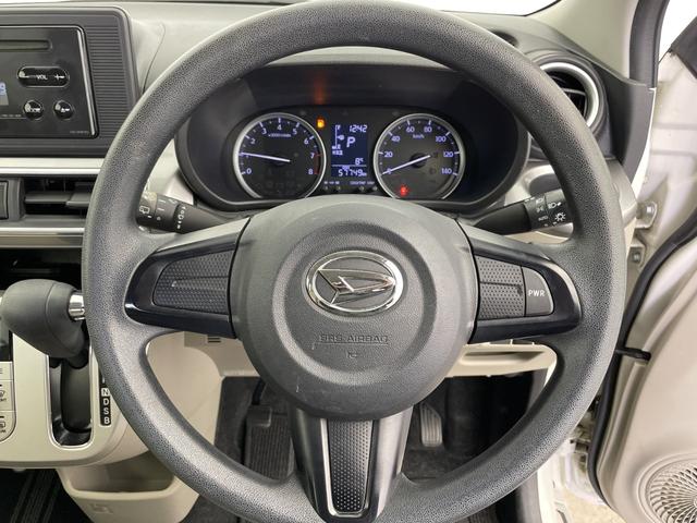 キャスト スタイルＸ　カーオーディオ　ＣＣ－Ｗ６７Ｄ　ＡＭ／ＦＭ／ＣＤ／ＡＵＸ　横滑り防止装置　オートライト　ＡＢＳ　ドアバイザー　スマートキー　プッシュスタート　アイドリングストップ　純正フロアマット（4枚目）