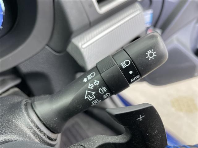 レヴォーグ １．６ＧＴ－Ｓアイサイト　純正ナビ（ＣＤ　ＤＶＤ　フルセグＴＶ　ｂｌｕｅｔｏｏｔｈ）　バックカメラ　前席パワーシート　純正１８インチＡＷ　ＬＥＤ　フォグ　スマートキー　ＡＣＣ　衝突軽減ブレーキ　レーンキープ　先行車発進お知らせ（8枚目）