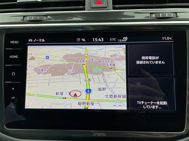 ティグアン ＴＤＩ　４モーション　Ｒライン　純正ナビ　全方位カメラ　ドライブレコーダー　ＥＴＣ　ヘッドアップディスプレイ　ハーフレザーシート　シートヒーター　衝突被害軽減システム　レーダークルーズコントロール　コーナーセンサー　オートＬＥＤ（4枚目）