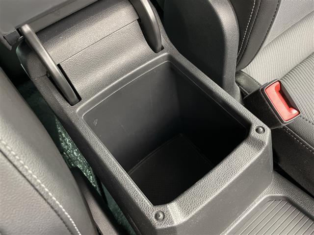 ティグアン ＴＤＩ　４モーション　Ｒライン　純正ナビ　全方位カメラ　ドライブレコーダー　ＥＴＣ　ヘッドアップディスプレイ　ハーフレザーシート　シートヒーター　衝突被害軽減システム　レーダークルーズコントロール　コーナーセンサー　オートＬＥＤ（30枚目）