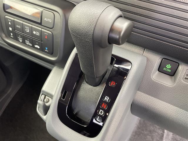 Ｎ－ＶＡＮ Ｇ　４ＷＤ　衝突被害軽減ブレーキ　アダプティブクルーズコントロール　レーンキープアシスト　路外逸脱抑制システム　標識認識機能　オートマチックハイビーム　リアパーキングセンサー　先行車発信お知らせ機能（14枚目）