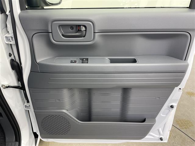 Ｎ－ＶＡＮ Ｇ　４ＷＤ　衝突被害軽減ブレーキ　アダプティブクルーズコントロール　レーンキープアシスト　路外逸脱抑制システム　標識認識機能　オートマチックハイビーム　リアパーキングセンサー　先行車発信お知らせ機能（16枚目）