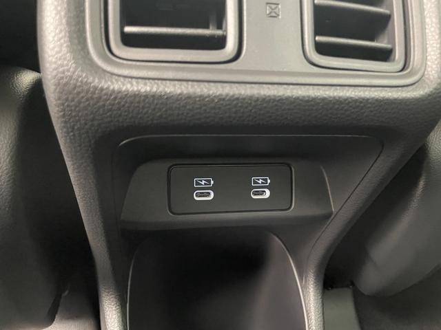 ヴェゼル ｅ：ＨＥＶ　Ｚ　登録済未使用車　純正ナビ　バックカメラ　ＥＴＣ　ハーフレザーシート　シートヒーター　ハンドルヒーター　衝突被害軽減システム　レーダークルーズコントロール　コーナーセンサー　ブラインドスポットモニター（32枚目）