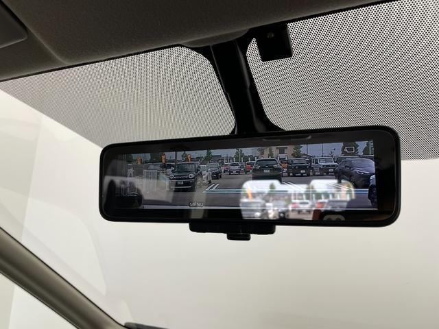 セレナ ハイウェイスター　ＶセレクションＩＩ　社外ナビ　オートパイロット　ＥＴＣ　ドライブレコーダー　ハンズフリーパワスラ　全方位カメラ　バックカメラ　前後コーナーセンサー　パーキングアシスト　サンシェード　アイドリングストップ　スマートキー（4枚目）