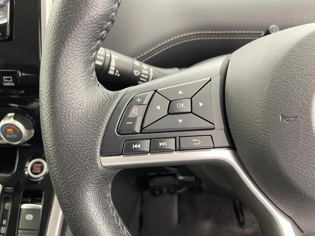 セレナ ハイウェイスター　ＶセレクションＩＩ　社外ナビ　オートパイロット　ＥＴＣ　ドライブレコーダー　ハンズフリーパワスラ　全方位カメラ　バックカメラ　前後コーナーセンサー　パーキングアシスト　サンシェード　アイドリングストップ　スマートキー（10枚目）