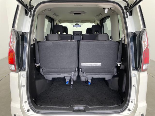 セレナ ハイウェイスター　ＶセレクションＩＩ　社外ナビ　オートパイロット　ＥＴＣ　ドライブレコーダー　ハンズフリーパワスラ　全方位カメラ　バックカメラ　前後コーナーセンサー　パーキングアシスト　サンシェード　アイドリングストップ　スマートキー（36枚目）