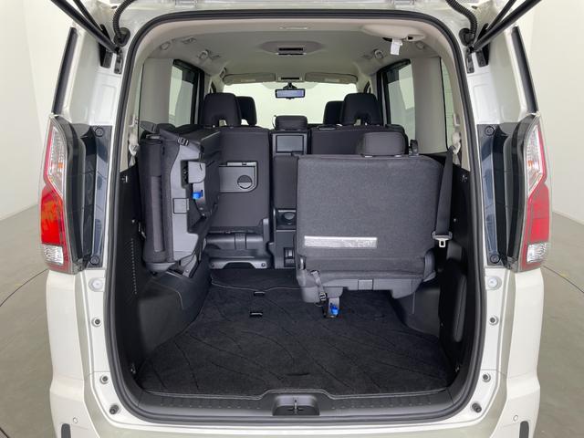 セレナ ハイウェイスター　ＶセレクションＩＩ　社外ナビ　オートパイロット　ＥＴＣ　ドライブレコーダー　ハンズフリーパワスラ　全方位カメラ　バックカメラ　前後コーナーセンサー　パーキングアシスト　サンシェード　アイドリングストップ　スマートキー（38枚目）