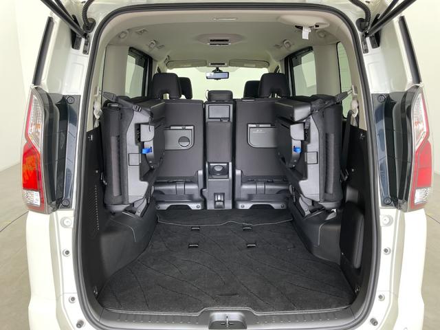 セレナ ハイウェイスター　ＶセレクションＩＩ　社外ナビ　オートパイロット　ＥＴＣ　ドライブレコーダー　ハンズフリーパワスラ　全方位カメラ　バックカメラ　前後コーナーセンサー　パーキングアシスト　サンシェード　アイドリングストップ　スマートキー（39枚目）