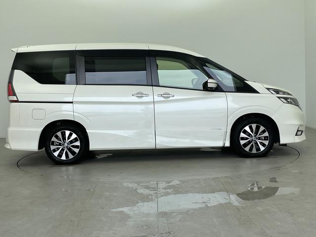 セレナ ハイウェイスター　ＶセレクションＩＩ　社外ナビ　オートパイロット　ＥＴＣ　ドライブレコーダー　ハンズフリーパワスラ　全方位カメラ　バックカメラ　前後コーナーセンサー　パーキングアシスト　サンシェード　アイドリングストップ　スマートキー（45枚目）