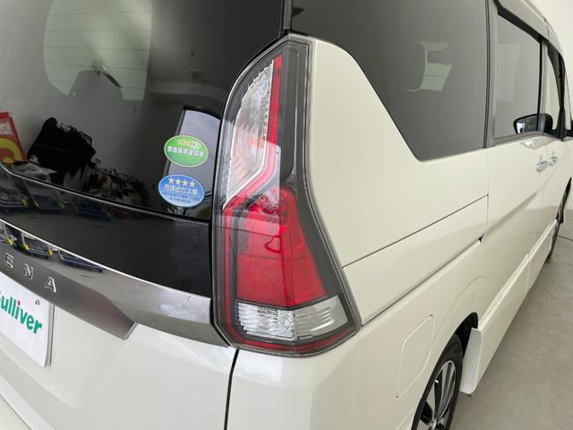 セレナ ハイウェイスター　ＶセレクションＩＩ　社外ナビ　オートパイロット　ＥＴＣ　ドライブレコーダー　ハンズフリーパワスラ　全方位カメラ　バックカメラ　前後コーナーセンサー　パーキングアシスト　サンシェード　アイドリングストップ　スマートキー（54枚目）