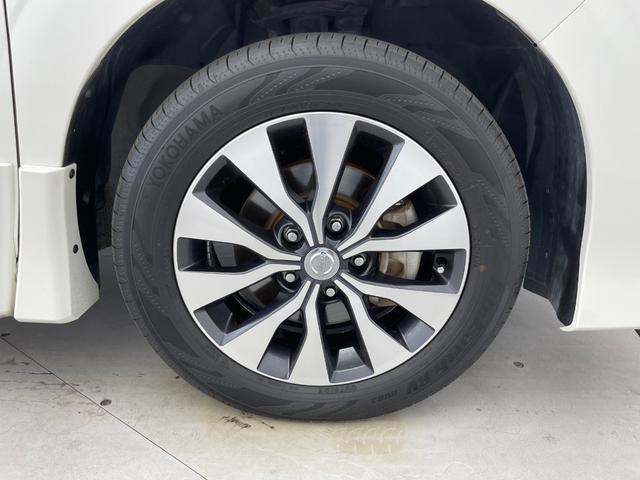 セレナ ハイウェイスター　ＶセレクションＩＩ　社外ナビ　オートパイロット　ＥＴＣ　ドライブレコーダー　ハンズフリーパワスラ　全方位カメラ　バックカメラ　前後コーナーセンサー　パーキングアシスト　サンシェード　アイドリングストップ　スマートキー（62枚目）