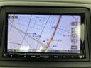ヴェゼル ハイブリッドＸ・Ｌパッケージ　４ＷＤ　ワンオーナー　寒冷地仕様　純正ナビ　フルセグＴＶ　クルーズコントロール　オートライト　ＬＥＤヘッドライト　横滑り防止装置　ハーフレザーシート　シートヒーター　ドライブレコーダー　パドルシフト（5枚目）