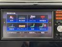 デイズ Ｓ　純正ＳＤナビ　フルセグＴＶ　ＣＤ　ＡＭ　ＦＭ　ハロゲンライト　純正フロアマット　アイドリングストップ　電動格納ミラー　ドアバイザー　リモコンキー　パワーステアリング　パワーウィンドウ　ベンチシート（7枚目）