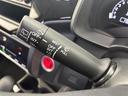 １３Ｇ・Ｆ　１オーナー　純正オーディオ（ＣＤ）　ホンダセンシング　ＡＣＣ　ＣＭＢＳ（衝突軽減ブレーキ）　レーンキープアシスト　先行車発進お知らせ　スマートキー　プッシュスタート　横滑防止装置　純正マット　スペア（10枚目）