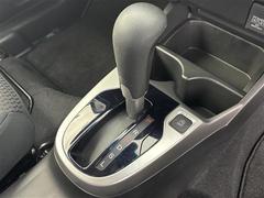 安心の全車保証付き！（※部分保証、国産車は納車後３ヶ月、輸入車は納車後１ヶ月の保証期間となります）。その他長期保証（有償）もご用意しております！※長期保証を付帯できる車両には条件がございます。 6