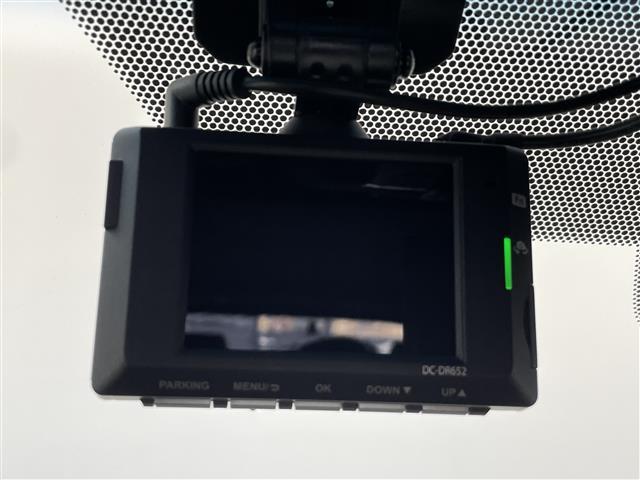 ２．５Ｓ　タイプゴールドＩＩ　モデリスタエアロ　バックカメラ　ディスプレイオーディオ　ビルトインＥＴＣ　ドライブレコーダー　パワーバックドア　両側パワースライドドア　セーフティセンス　レーダークルーズコントロール(9枚目)