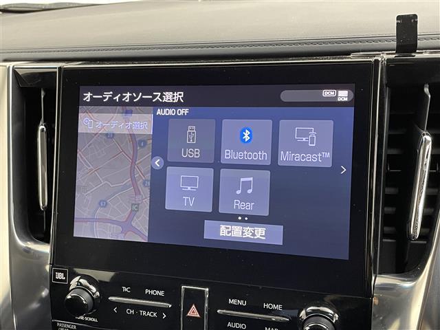 アルファード ２．５Ｓ　Ｃパッケージ　メーカーオプションナビ　　パノラミックビューモニター　デジタルインナーミラー　トヨタセーフティセンス　ビルトインＥＴＣ２．０　ステアリングヒーター　前席シートヒーター　ツインサンルーム（7枚目）