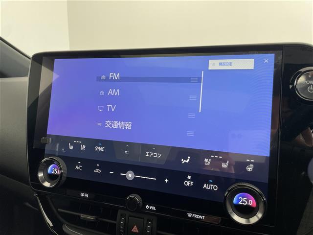 ＮＸ ＮＸ３５０ｈ　Ｆスポーツ　ワンオーナー　ＴＲＤエアロ　三眼ＬＥＤヘッドライト　１４インチナビ　サンルーフ　寒冷地仕様　全周囲カメラ　デジタルインナーミラー　ワイヤレス充電　シートヒーター　エアシート　ヒールパワーバックドア（11枚目）