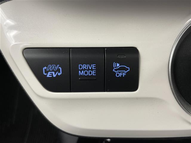 プリウスＰＨＶ Ｓナビパッケージ　純正１１．６インチナビ　バックカメラ　ＥＴＣ　衝突軽減ブレーキ　オートハイビーム　シートヒーター　ＬＥＤヘッドライト　フォグランプ　純正ＡＷ１５インチ　純正フロアマット　クルーズコントロール（26枚目）