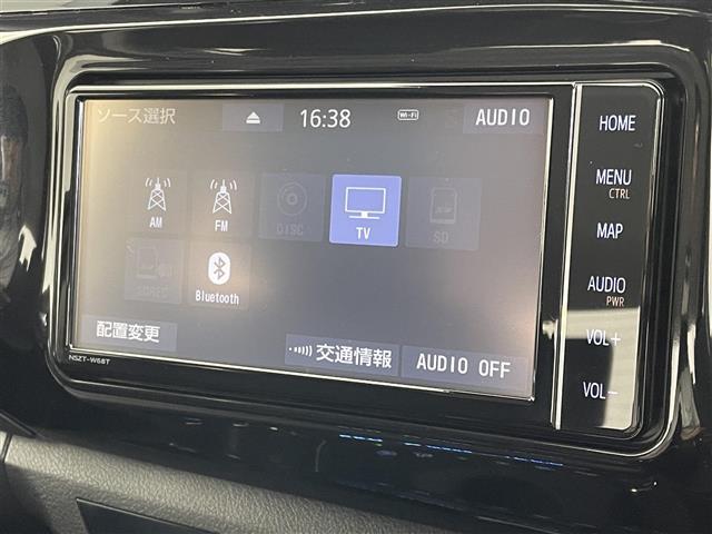 ハイラックス Ｚ　純正ナビ　バックカメラ　プリクラッシュセーフティシステム　レーダークルーズコントロール　オートライト　純正アルミホイール　コーナーセンサー　スマートキー　ＬＥＤヘッドライト　地デジフルセグ（5枚目）
