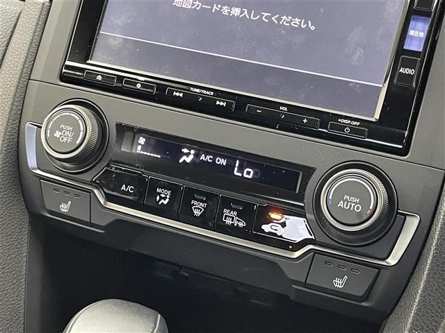 シビック ハッチバック　ホンダセンシング　純正ナビ　バックカメラ　ビルトインＥＴＣ　アダプティブクルーズコントロール　シートヒーター　ＨＤＭＩ　スマートキー　純正アルミホイール　オートライト　ＬＥＤライト　地デジフルセグ（22枚目）