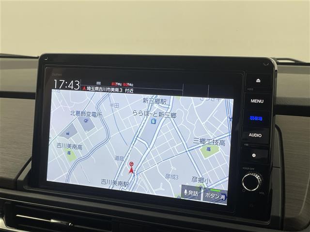 オデッセイハイブリッド ｅ：ＨＥＶアブソルート・ＥＸ　純正９インチナビ　マルチビューモニター　ＢＳＭ　ホンダセンシング　前後ドライブレコーダー　ビルトインＥＴＣ２．０　アダプティブクルーズコントロール　デジタルインナーミラー　シートヒーター　ＬＥＤライト（3枚目）