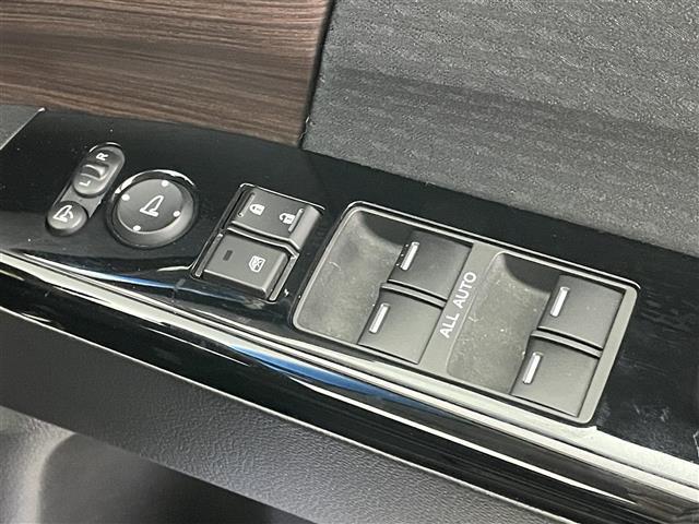 オデッセイハイブリッド ｅ：ＨＥＶアブソルート・ＥＸ　純正９インチナビ　マルチビューモニター　ＢＳＭ　ホンダセンシング　前後ドライブレコーダー　ビルトインＥＴＣ２．０　アダプティブクルーズコントロール　デジタルインナーミラー　シートヒーター　ＬＥＤライト（31枚目）