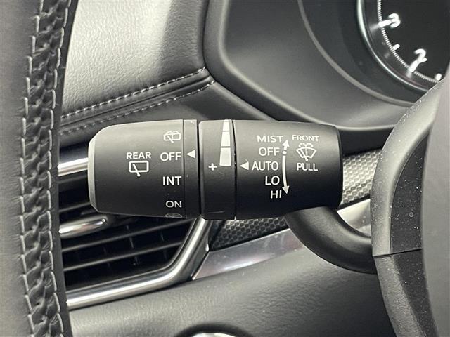 ＣＸ－８ ＸＤ　エクスクルーシブモード　サンルーフ　ＢＯＳＥサウンド　純正１０．２５インチナビ　３６０度ビューモニター　ＢＳＭ　ＨＵＤ　茶レザー　ＥＴＣ　前後ドラレコ　シートヒーター　メモリシート　ステアリングヒーター　ワイヤレス充電　ＴＶ（11枚目）