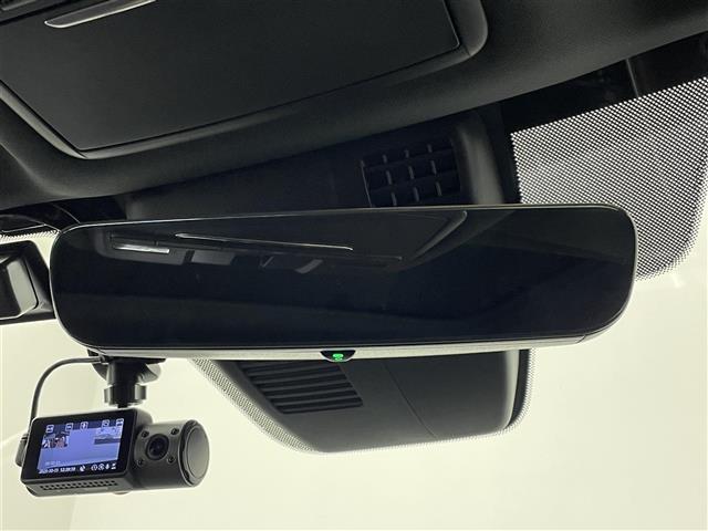 ＣＸ－８ ＸＤ　エクスクルーシブモード　サンルーフ　ＢＯＳＥサウンド　純正１０．２５インチナビ　３６０度ビューモニター　ＢＳＭ　ＨＵＤ　茶レザー　ＥＴＣ　前後ドラレコ　シートヒーター　メモリシート　ステアリングヒーター　ワイヤレス充電　ＴＶ（26枚目）