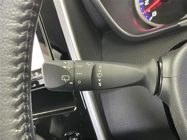 タンク カスタムＧ　スマートアシスト３　ＡＬＰＩＮＥ８インチナビ　バックカメラ　ＥＴＣ　ドライブレコーダー　クルーズコントロール　シートヒーター　ＨＤＭＩ　スマートキー　オートハイビーム　ＬＥＤヘッドライト　地デジＴＶ（9枚目）