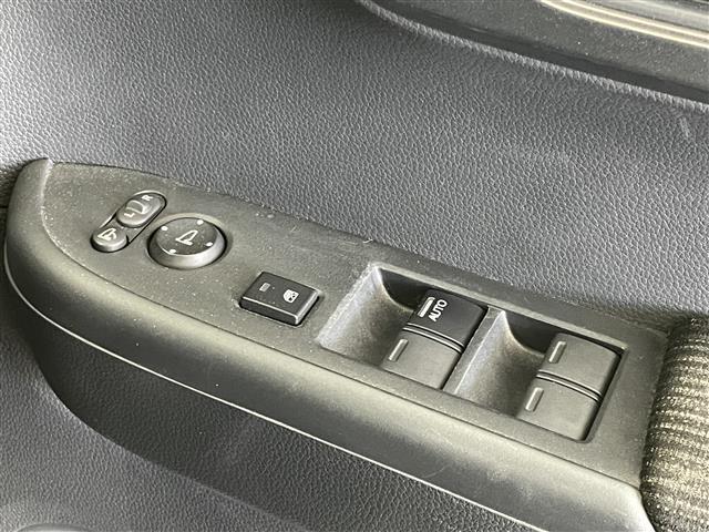 ◆最新ナビ(フルセグ・ワンセグ・DVD再生)もご案内。カロッツェリア・アルパイン・イクリプスのナビを取扱しておりバックカメラ(バックモニター)後席モニター(フリップダウンモニター)の取付も可能です。