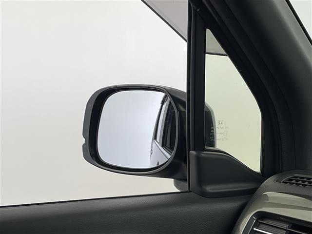 ◆商談ルームには「キッズスペース」を完備しています。DVD、ブロック、絵本、おままごとセット。お子様連れでも、ゆっくりとお車をお選びいただけます!