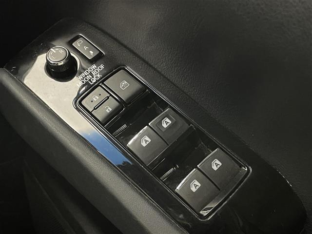ヴェルファイア ２．５Ｚ　Ａエディション　ゴールデンアイズ　サンルーフ　純正１０型ナビ　地デジＴＶ　Ｂカメラ　後席モニター　プリクラッシュセーフティー　レーンキープ　クルコン　両側電動スライドドア　モデリスタ　ＬＥＤオートライト　ＥＴＣ２．０　純正ＡＷ（19枚目）