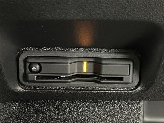 Ｎ－ＢＯＸカスタム ベースグレード　純正９インチナビ　マルチビューカメラ　ＥＴＣ　ドライブレコーダー　アダプティブクルーズコントロール　両側パワースライドドア　シートヒーター　純正アルミホイール　オートハイビーム　ＬＥＤライト　地デジ（13枚目）