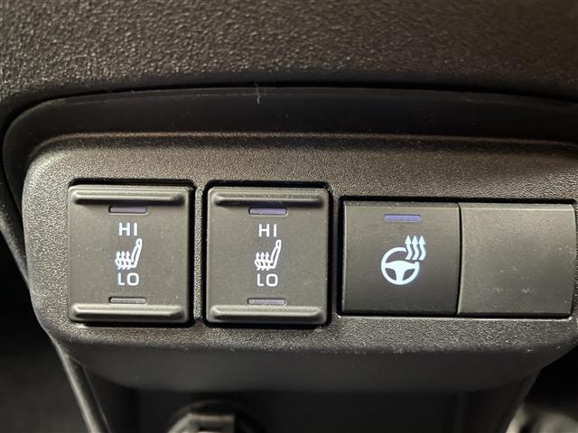 シエンタ Z 純正10.5ディスプレイオーディオ パノラミックビューモニター BSM ビルトインETC2.0 ドライブレコーダー セーフティセンス シートヒーター ステアリングヒーター LEDヘッドライト 地デジ(7枚目)