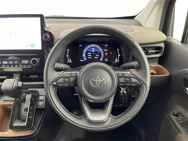 シエンタ Z 純正10.5ディスプレイオーディオ パノラミックビューモニター BSM ビルトインETC2.0 ドライブレコーダー セーフティセンス シートヒーター ステアリングヒーター LEDヘッドライト 地デジ(8枚目)