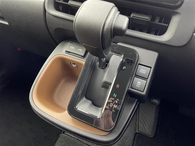 シエンタ Z 純正10.5ディスプレイオーディオ パノラミックビューモニター BSM ビルトインETC2.0 ドライブレコーダー セーフティセンス シートヒーター ステアリングヒーター LEDヘッドライト 地デジ(24枚目)