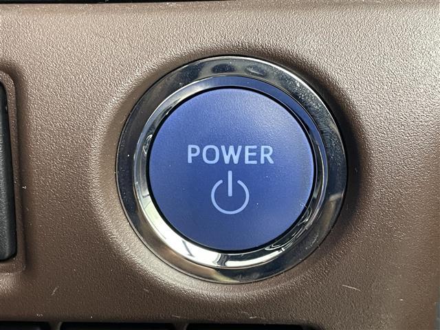 エスクァイア ハイブリッドＧｉ　社外９インチナビ　フリップダウンモニター　バックカメラ　ＥＴＣ　前後ドライブレコーダー　セーフティセンス　クルーズコントロール　シートヒーター　ＡＣ１００Ｖ　オートハイビーム　ＬＥＤヘッドライト　ＴＶ（16枚目）