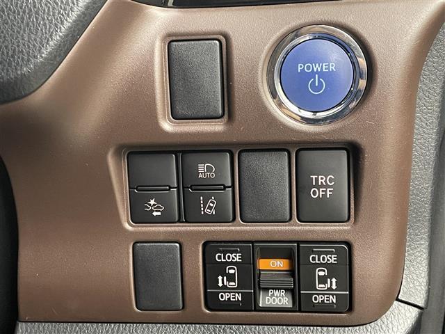 エスクァイア ハイブリッドＧｉ　社外９インチナビ　フリップダウンモニター　バックカメラ　ＥＴＣ　前後ドライブレコーダー　セーフティセンス　クルーズコントロール　シートヒーター　ＡＣ１００Ｖ　オートハイビーム　ＬＥＤヘッドライト　ＴＶ（17枚目）