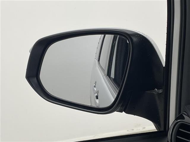 エスクァイア ハイブリッドＧｉ　社外９インチナビ　フリップダウンモニター　バックカメラ　ＥＴＣ　前後ドライブレコーダー　セーフティセンス　クルーズコントロール　シートヒーター　ＡＣ１００Ｖ　オートハイビーム　ＬＥＤヘッドライト　ＴＶ（30枚目）