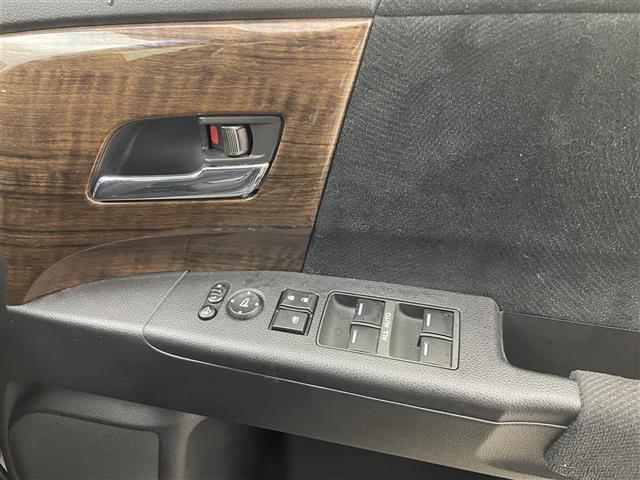 オデッセイ G・エアロ ホンダセンシング 純正9インチナビ フリップダウンモニター バックカメラ ビルトインETC2.0 ホンダセンシング アダプティブクルーズコントロール 純正アルミホイール スマー オートライト LEDヘッドライト 地デジ(24枚目)