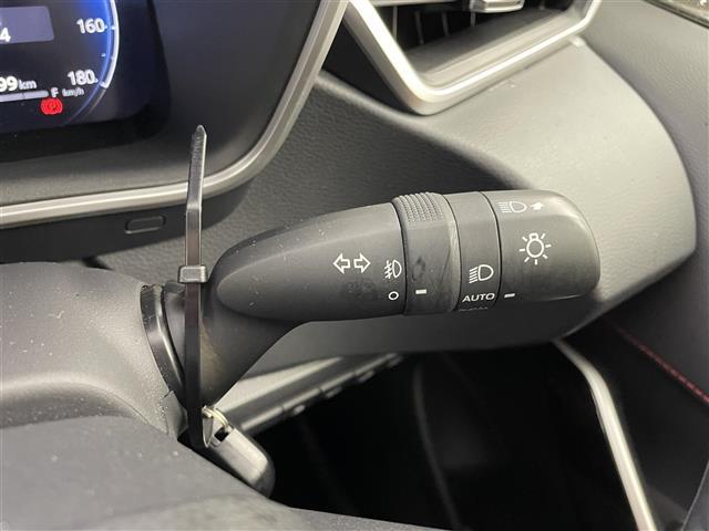 カローラスポーツ ハイブリッドG Z 純正8インチディスプレイオーディオ バックカメラ ビルトインETC セーフティセンス レーダークルーズコントロール シートヒーター ステアリングヒーター オートハイビーム LEDヘッドライト 地デジ(12枚目)