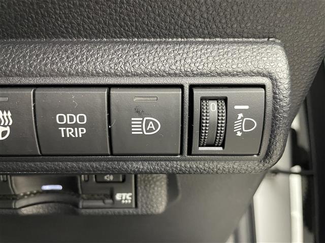 カローラスポーツ ハイブリッドG Z 純正8インチディスプレイオーディオ バックカメラ ビルトインETC セーフティセンス レーダークルーズコントロール シートヒーター ステアリングヒーター オートハイビーム LEDヘッドライト 地デジ(14枚目)