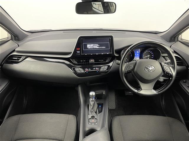 C-HR S LEDパッケージ TRDエアロ 純正9インチナビ バックカメラ ビルトインETC セーフティセンス レーダークルーズコントロール 純正アルミホイール スマートキー オートハイビーム LEDヘッドライト 地デジフルセグ(2枚目)