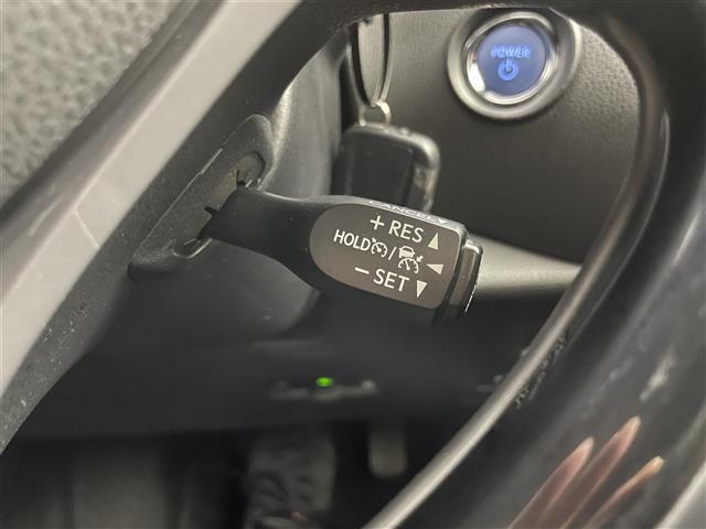 C-HR S LEDパッケージ TRDエアロ 純正9インチナビ バックカメラ ビルトインETC セーフティセンス レーダークルーズコントロール 純正アルミホイール スマートキー オートハイビーム LEDヘッドライト 地デジフルセグ(12枚目)