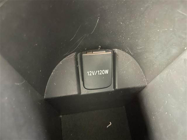 C-HR S LEDパッケージ TRDエアロ 純正9インチナビ バックカメラ ビルトインETC セーフティセンス レーダークルーズコントロール 純正アルミホイール スマートキー オートハイビーム LEDヘッドライト 地デジフルセグ(20枚目)